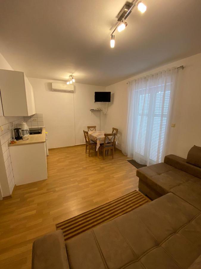 Apartment Coskovic Rosini Eksteriør billede
